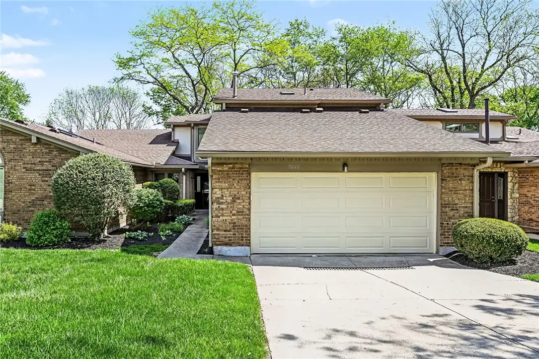 7044 Fallen Oak, Centerville, OH 45459 - #1