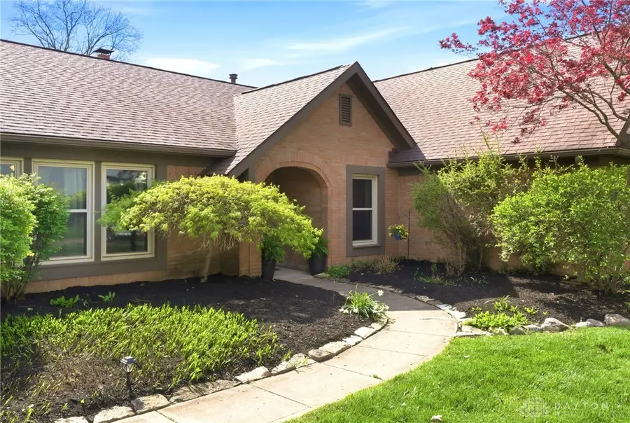 3955 Maple Grove Lane, Beavercreek, OH 45440 - #2