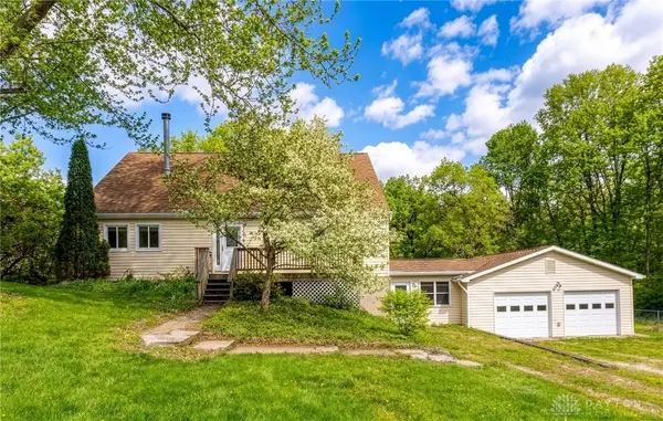 5490 S Dayton-brandt, New Carlisle, OH 45344