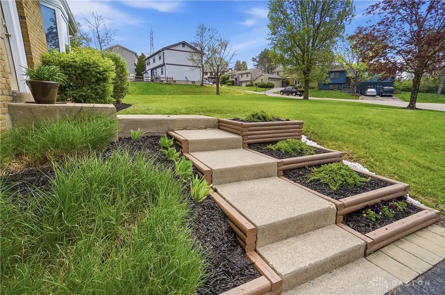5546 Highfield Court, West Chester, OH 45069 - #2