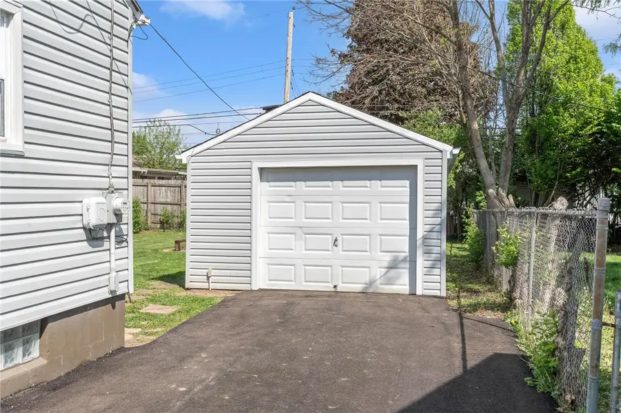 650 Swigart Drive, Fairborn, OH 45324 - #3