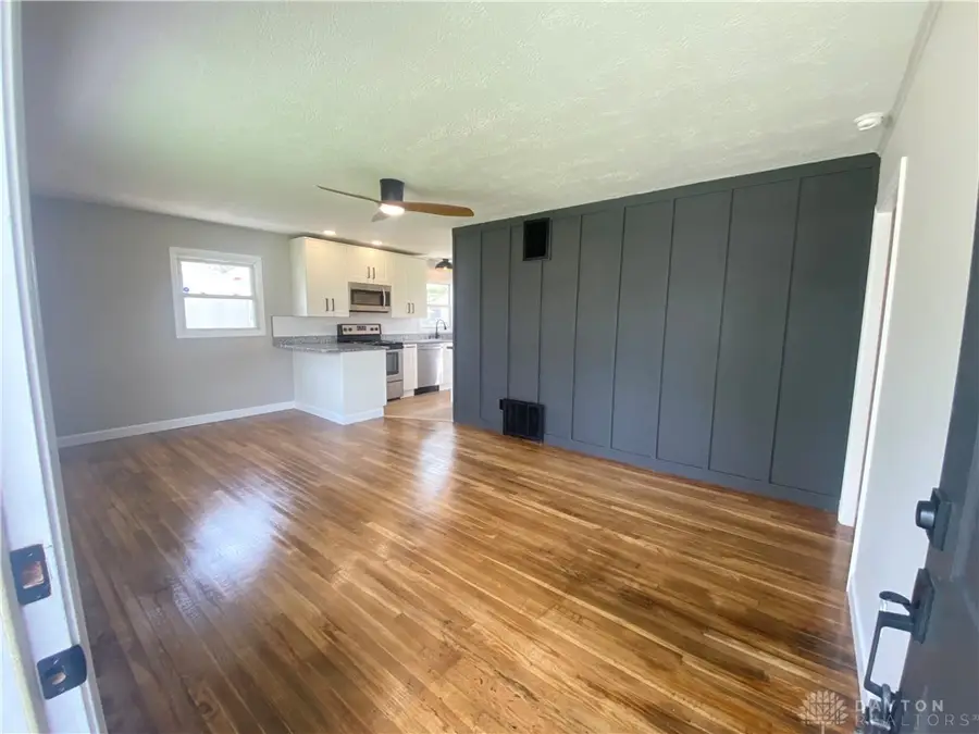 1109 S Circle Drive, Xenia, OH 45385 - #3