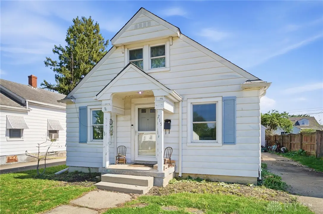 215 Mann Avenue, Fairborn, OH 45324 - #1