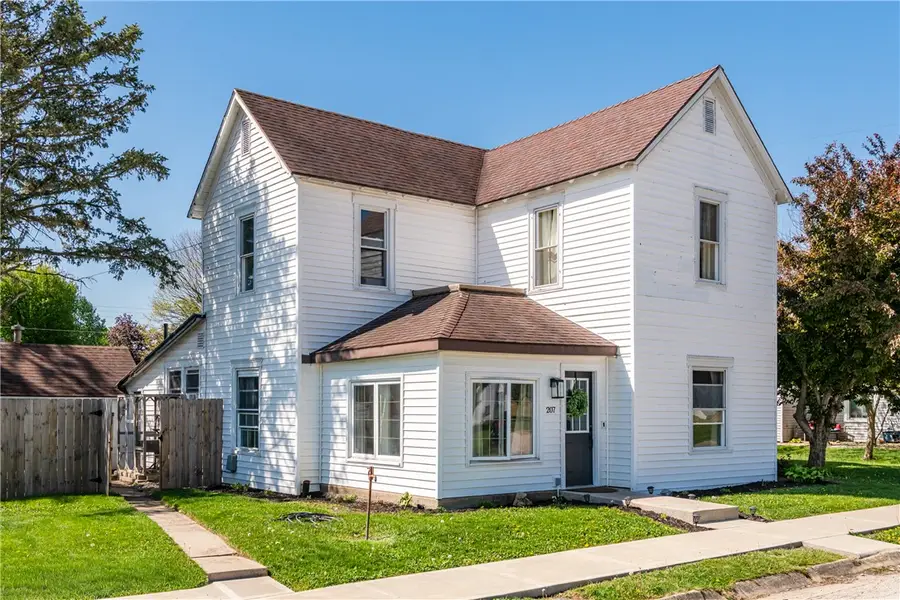 207 W North, West Manchester, OH 45382 - #3