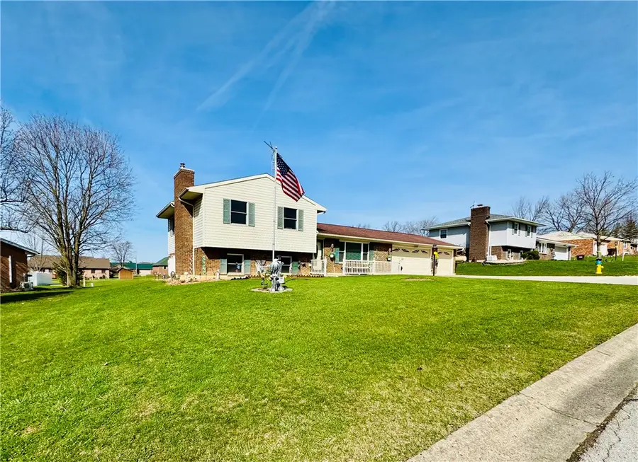 1254 Howard Drive, Greenville, OH 45331 - #3