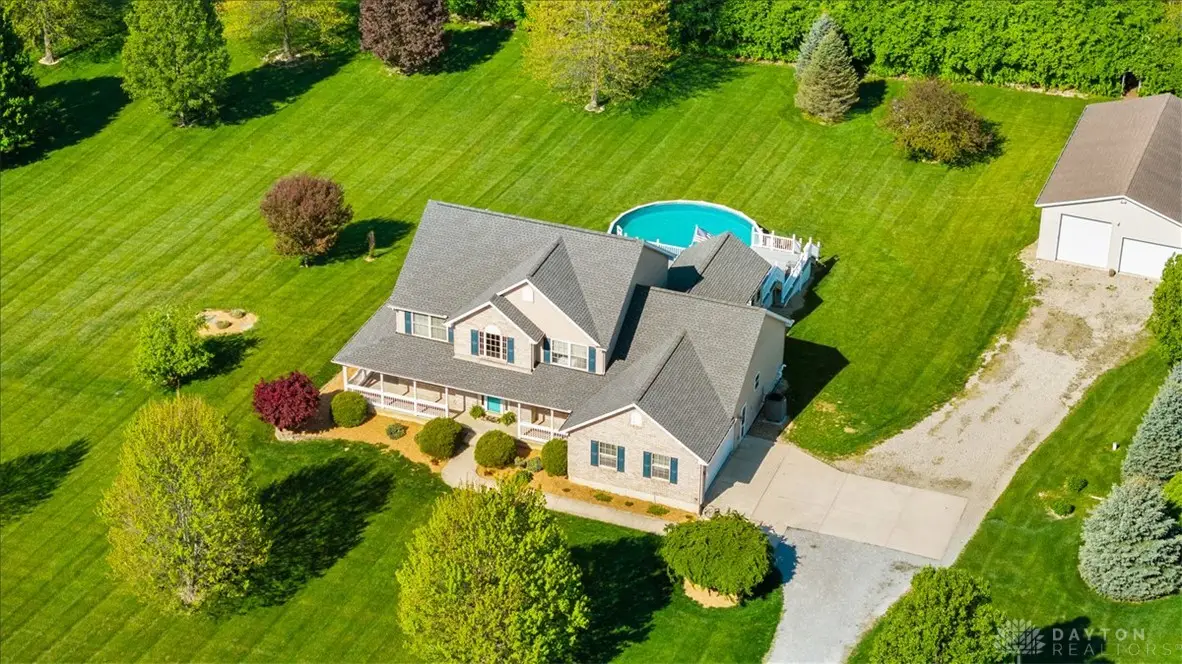 841 Willow Road, Northridge, OH 45502 - #1