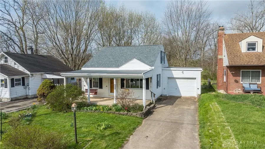 737 N 11th Street, Miamisburg, OH 45342 - #2