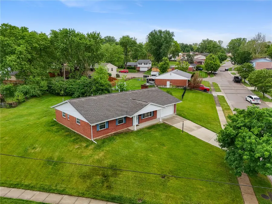 734 N Bayberry Drive, Miamisburg, OH 45342 - #2