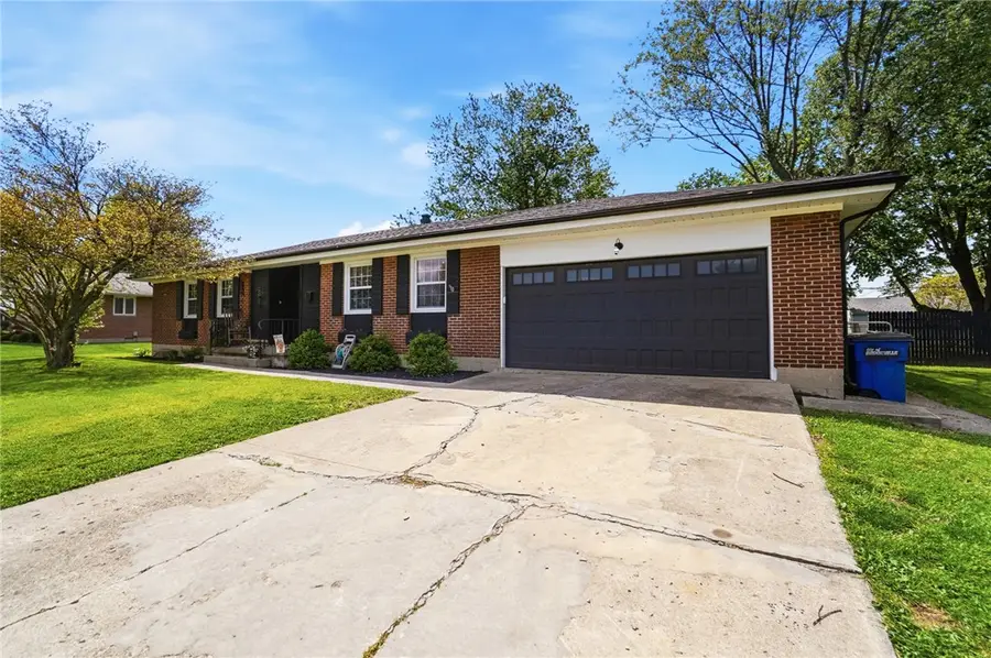 301 Arlington Road, Brookville, OH 45309 - #2