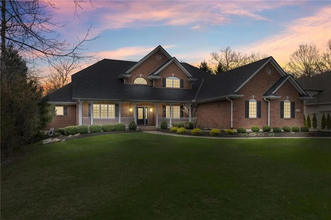 7701 Woodbridge Court, Springboro, OH 45066 - #1