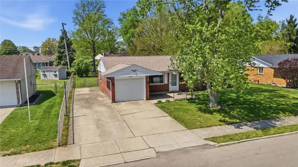 1040 Skylark Drive, Troy, OH 45373