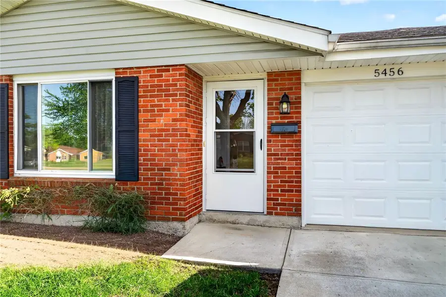 5454 Bromwick Drive, Dayton, OH 45426 - #2