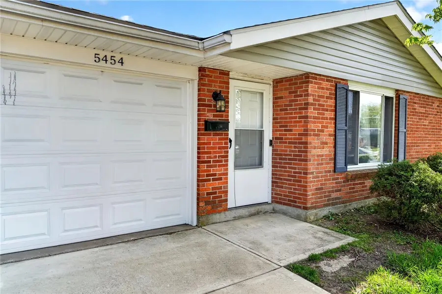 5454 Bromwick Drive, Dayton, OH 45426 - #3