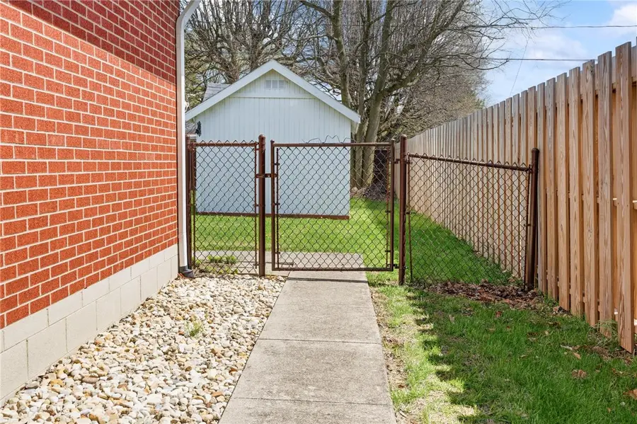 686 Kathryn Drive, Wilmington, OH 45177 - #3
