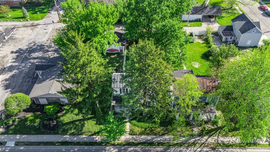 916 E Central Avenue, Miamisburg, OH 45342 - #3