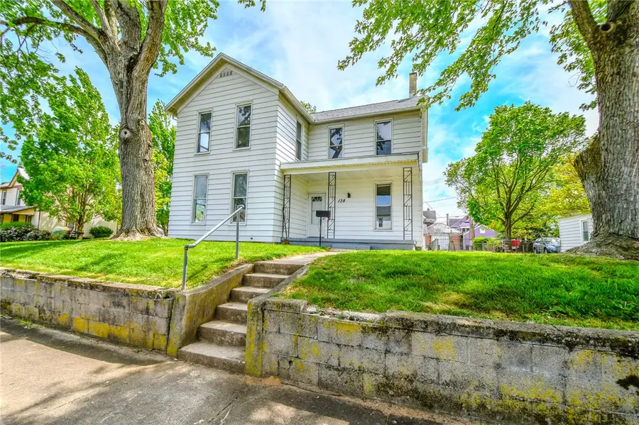 138 E Main Street, West Carrollton, OH 45449 - #3