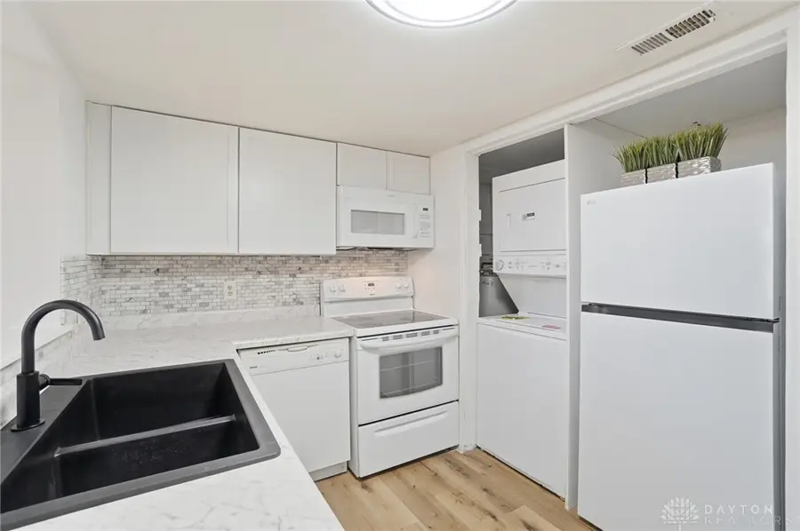 51 Winchester Place, Dayton, OH 45458 - #2