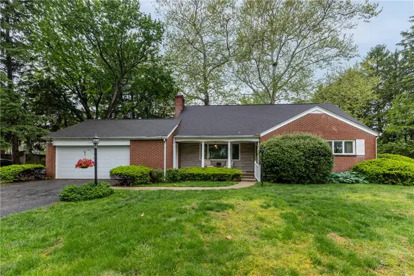 517 Locust Hill Drive, Englewood, OH 45322