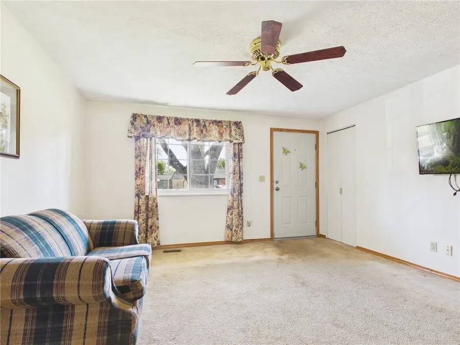6605 Highbury Road, Huber Heights, OH 45424 - #2