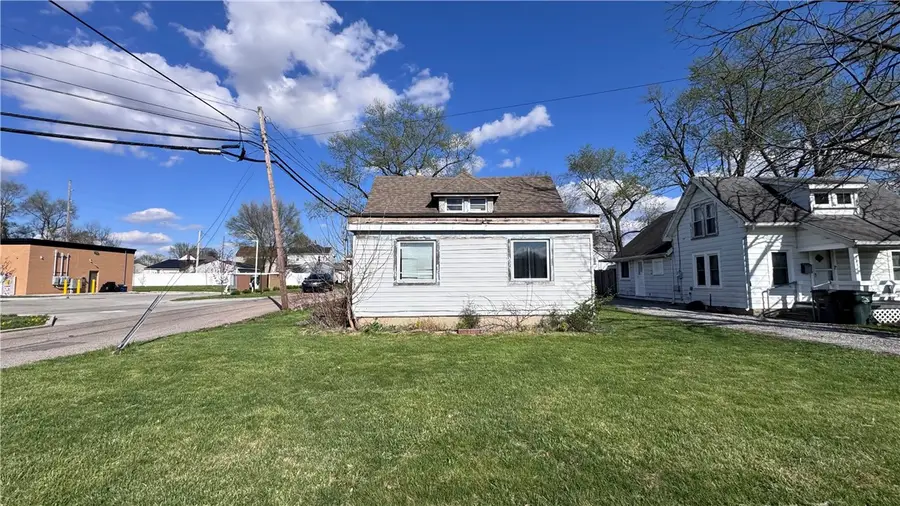 831 S Market Street, Troy, OH 45373 - #3