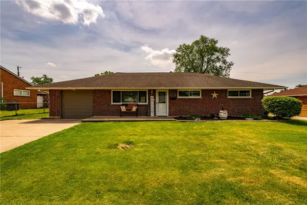 2190 Renshaw Avenue, West Carrollton, OH 45439