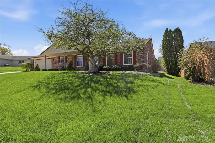 837 Santa Monica Avenue, Springfield, OH 45503 - #3