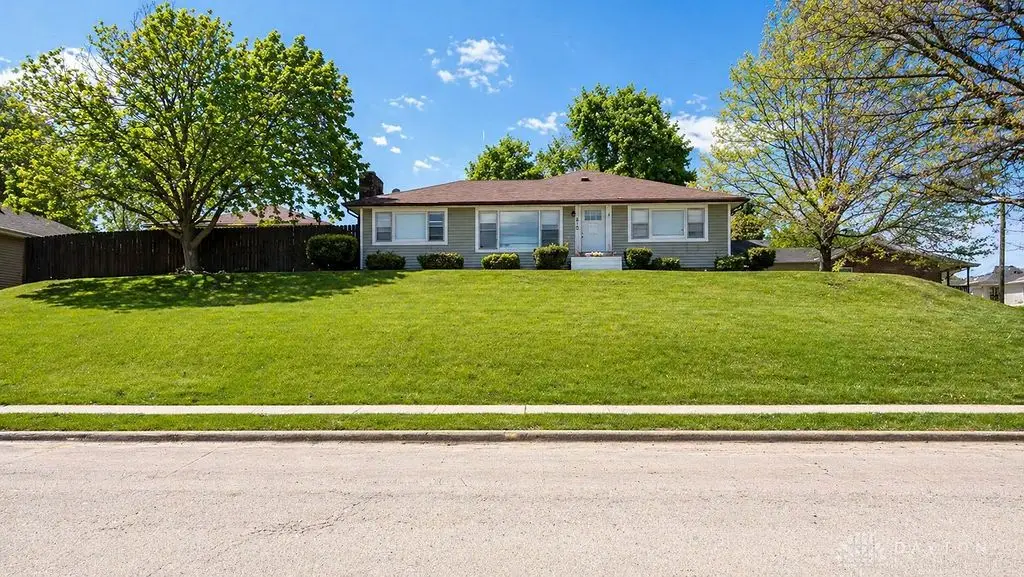 810 S Roosevelt Avenue, Piqua, OH 45356 - #1