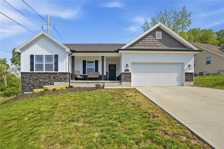 1815 E Lindsey Avenue, Miamisburg, OH 45342 - #2