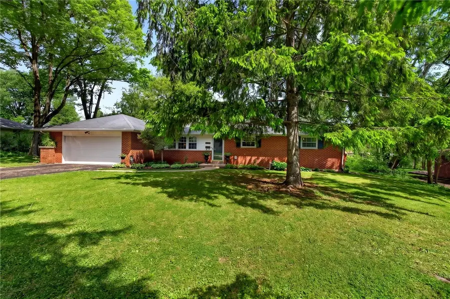 4200 Sugarcreek Drive, Bellbrook, OH 45305 - #2