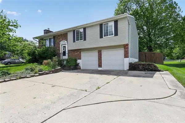 4199 White Hawk Court, Beavercreek, OH 45430