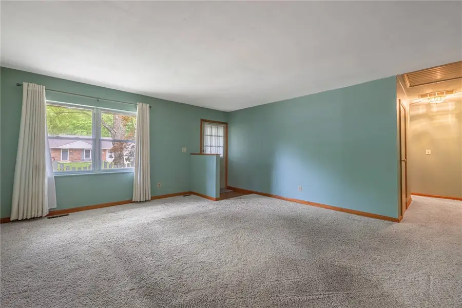 4454 Hillcrest Drive, Bellbrook, OH 45305 - #3