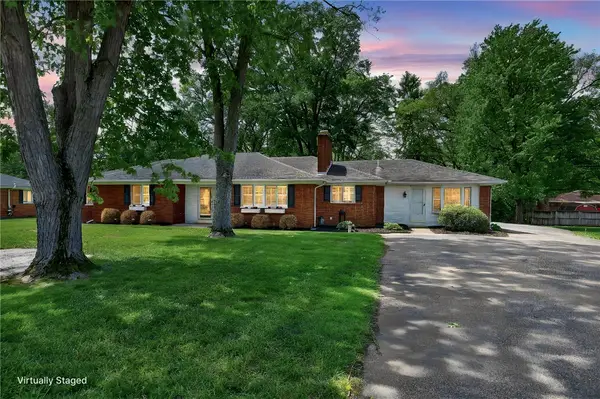 1073 Tralee Trail, Beavercreek, OH 45430