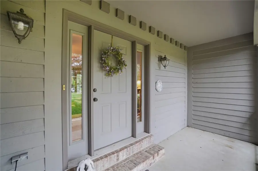 1897 Thornwood Court, Troy, OH 45373 - #2