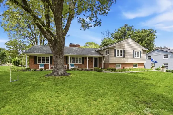 381 Highland Terrace, Kettering, OH 45429