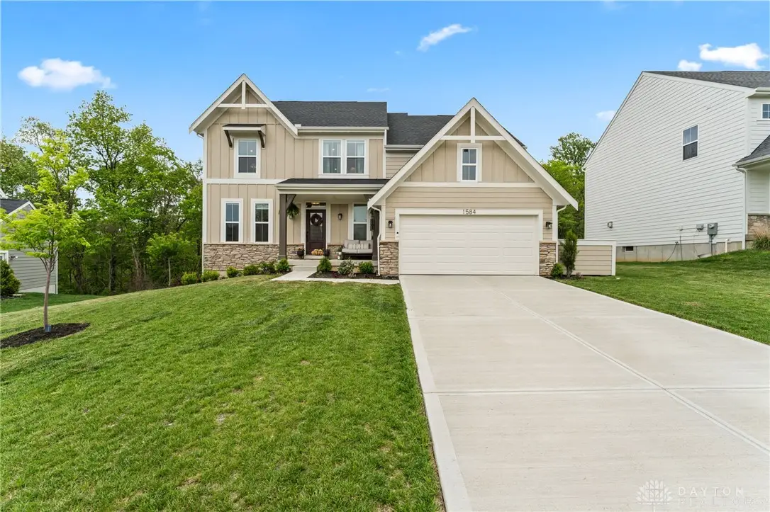 1584 Bur Oak Drive, Bellbrook, OH 45305 - #1