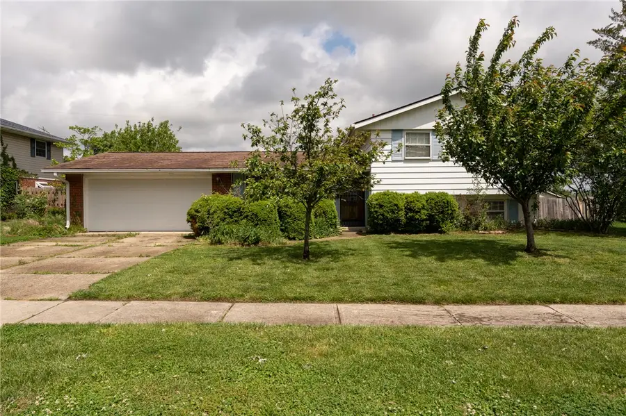 281 Fairway Drive, Fairborn, OH 45324 - #2