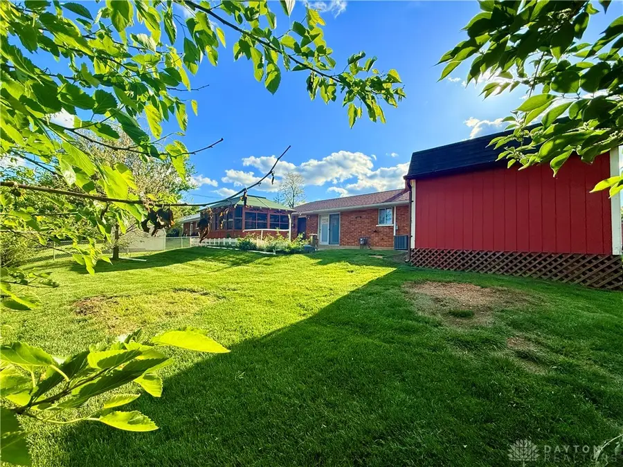 634 Cherry Blossom Drive, West Carrollton, OH 45449 - #2