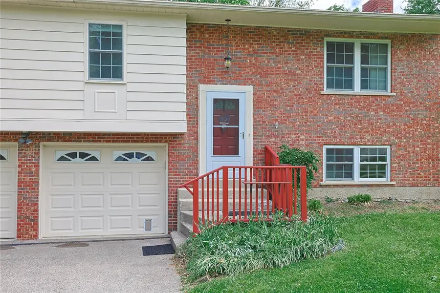 128 Maplewood Drive, Owensville, OH 45160 - #3