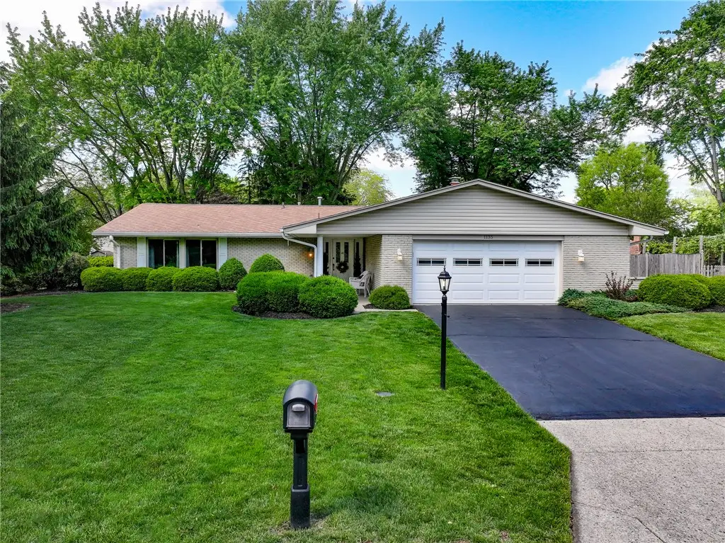 1135 Clintshire Drive, Centerville, OH 45459 - #1