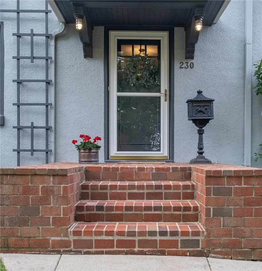 230 Volusia Avenue, Oakwood, OH 45409 - #2