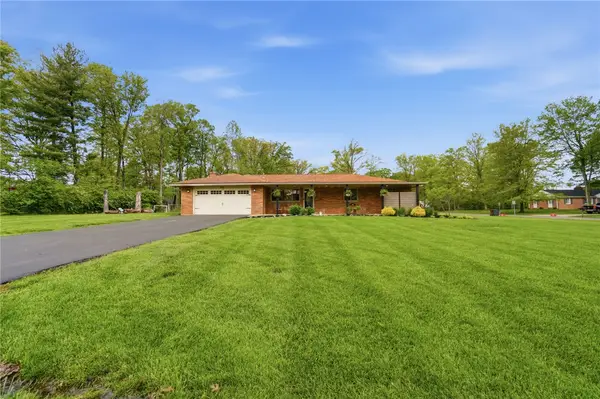 2708 Ater Drive, Beavercreek, OH 45434
