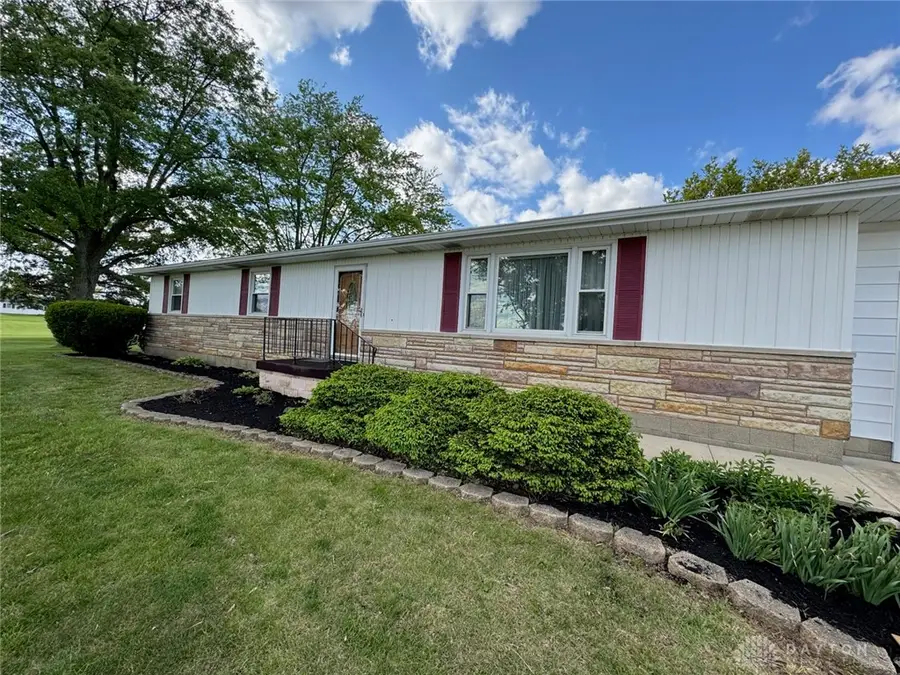 5505 Buckneck Road, Bradford, OH 45308 - #3