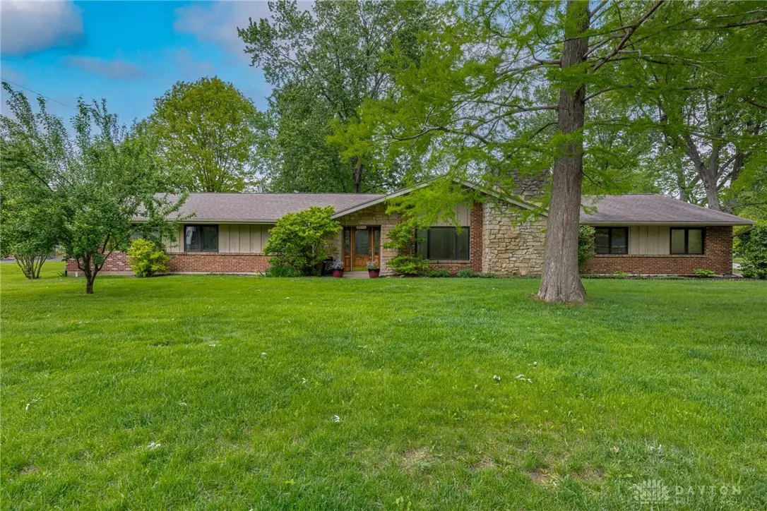 5440 Royalwood Drive, Centerville, OH 45429 - #1