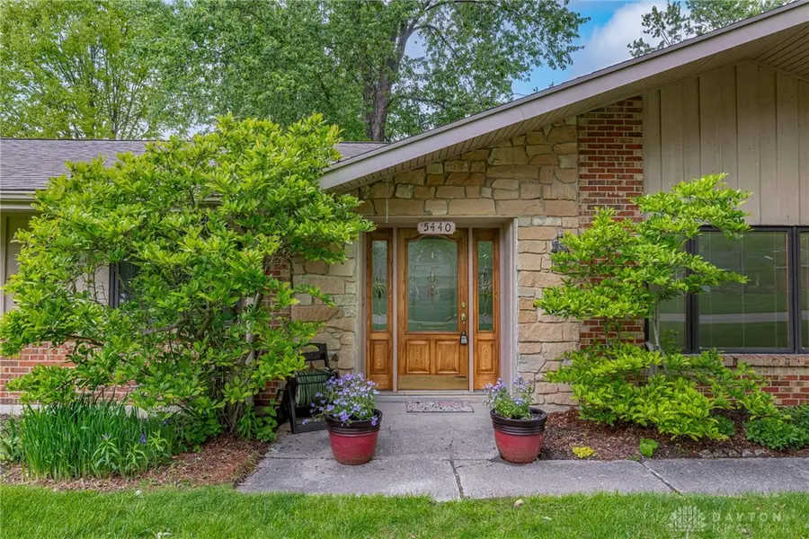 5440 Royalwood Drive, Centerville, OH 45429 - #2