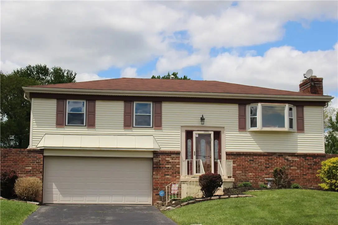 7031 Union Schoolhouse Road, Riverside, OH 45424 - #1