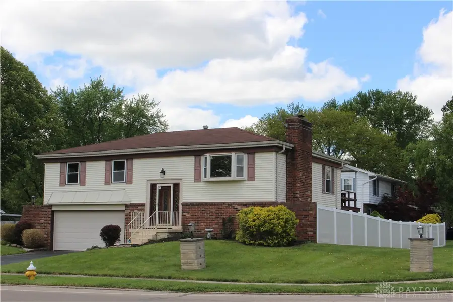 7031 Union Schoolhouse Road, Riverside, OH 45424 - #3
