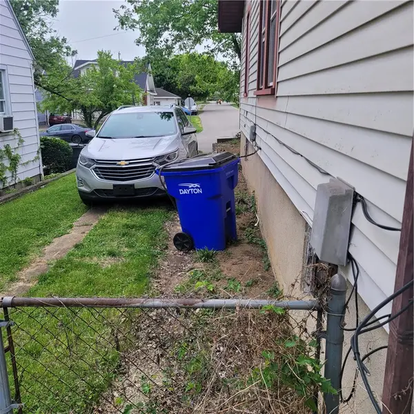 205 Redwood Avenue, Dayton, OH 45405