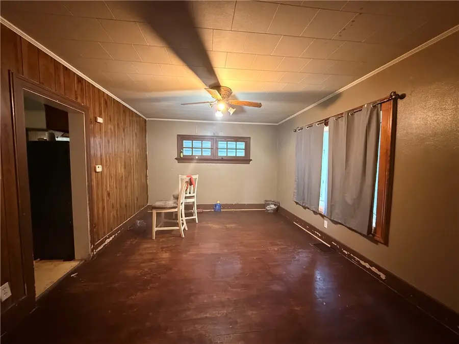 129 E Elmwood Avenue, Dayton, OH 45405 - #3