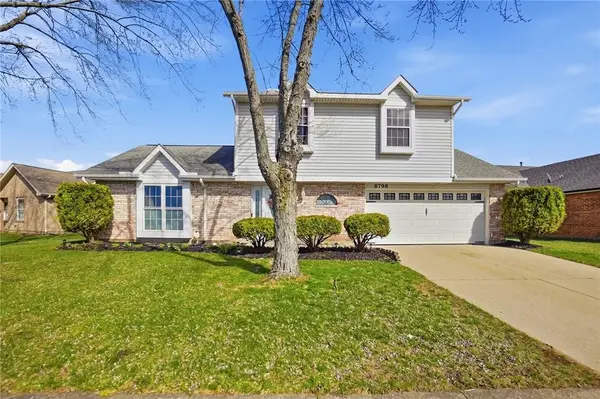 8798 Deer Chase Drive, Huber Heights, OH 45424