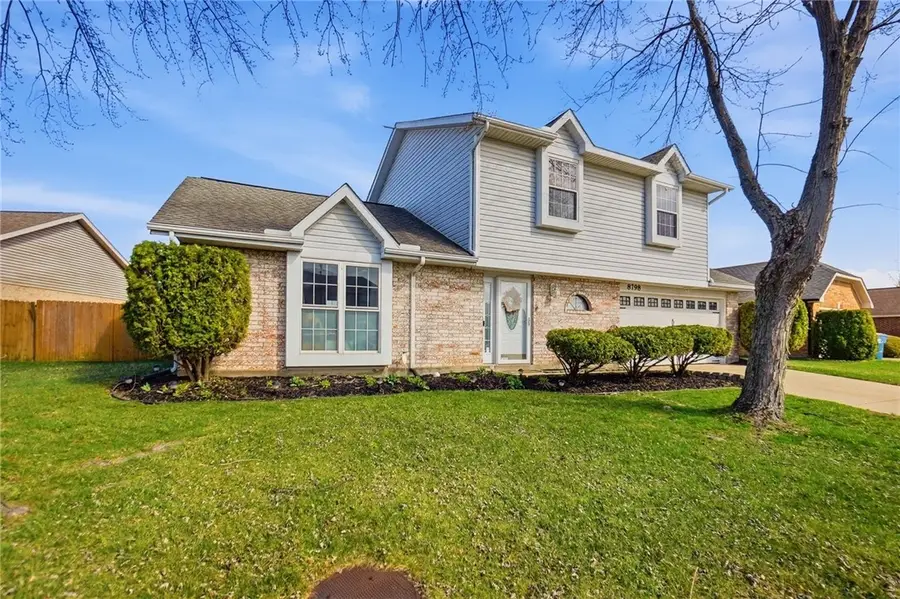 8798 Deer Chase Drive, Huber Heights, OH 45424 - #2